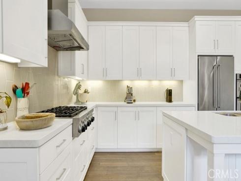 163  Linda   Vista, Irvine, CA