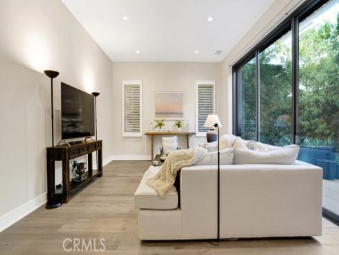 163  Linda   Vista, Irvine, CA