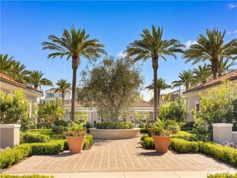 136  Newburry  , Irvine, CA