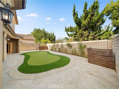 27  Gillman   Street, Irvine, CA