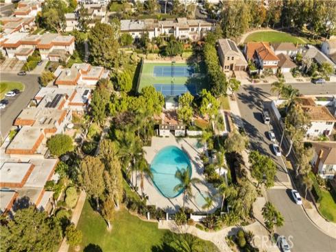 27  Gillman   Street, Irvine, CA