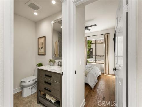 30  Waterway  43 , Irvine, CA