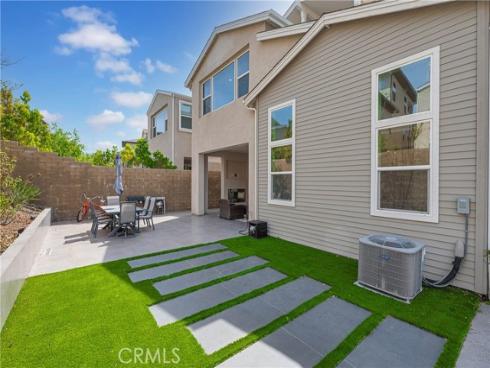 125  Source  , Irvine, CA