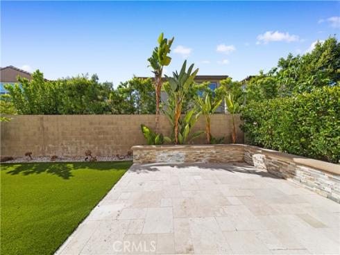 91  Pelican  , Irvine, CA