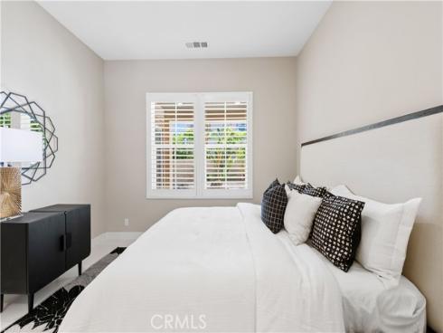 91  Pelican  , Irvine, CA