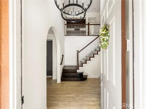 40  Paso Robles  , Irvine, CA