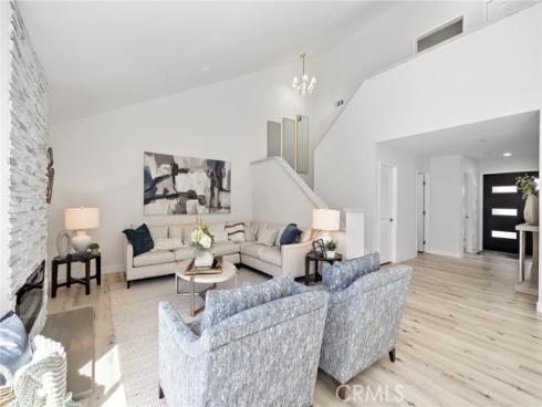 39  Cape Cod  , Irvine, CA