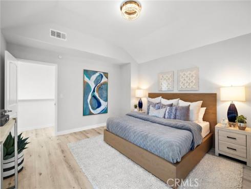 39  Cape Cod  , Irvine, CA