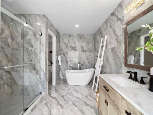 39  Cape Cod  , Irvine, CA