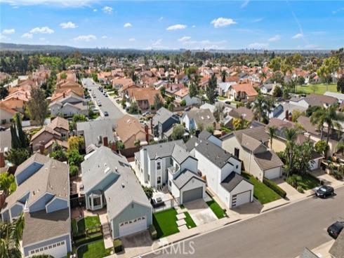 39  Cape Cod  , Irvine, CA