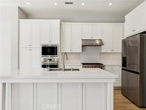 191 Plum Lily , Irvine, CA