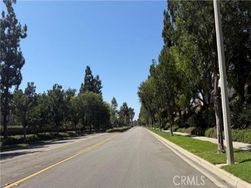 65  Ashcrest  , Irvine, CA