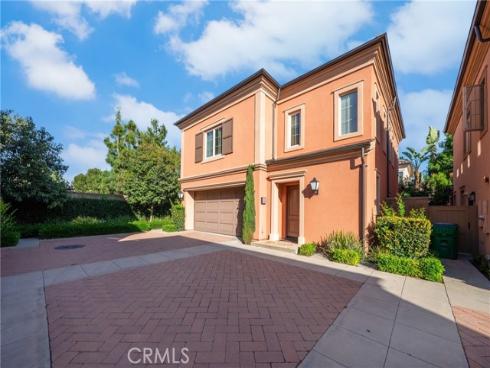 113 Hanging , Irvine, CA