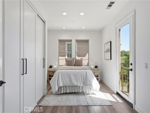 57 Sweet , Irvine, CA