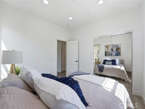 57 Sweet , Irvine, CA