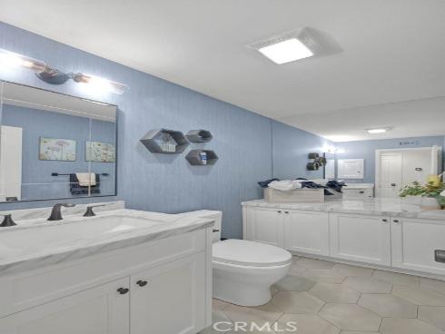 32 Hillsdale , Irvine, CA