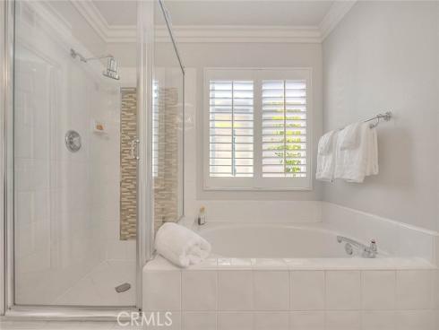 32 Hillsdale , Irvine, CA