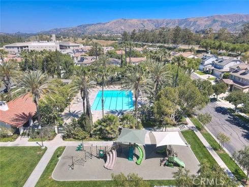 32 Hillsdale , Irvine, CA