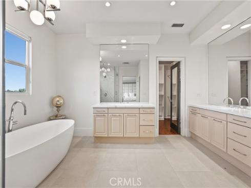 113  Bottlebrush  , Irvine, CA