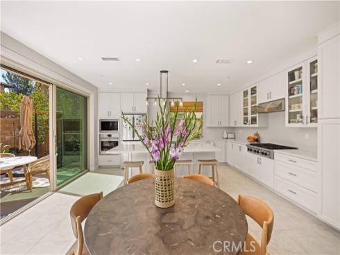 60  Rotunda  , Irvine, CA