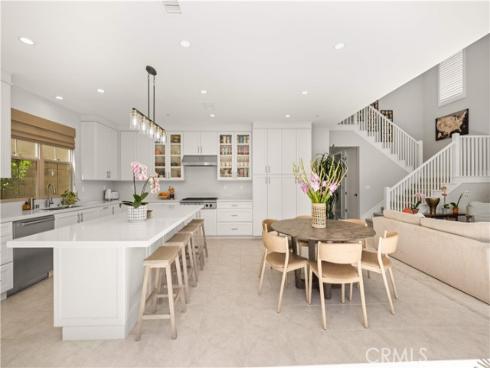 60  Rotunda  , Irvine, CA