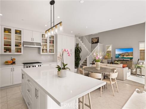 60  Rotunda  , Irvine, CA