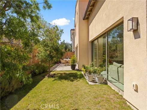 60  Rotunda  , Irvine, CA