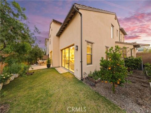 60  Rotunda  , Irvine, CA