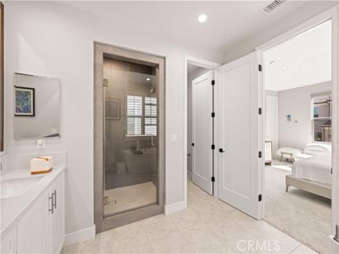 60  Rotunda  , Irvine, CA