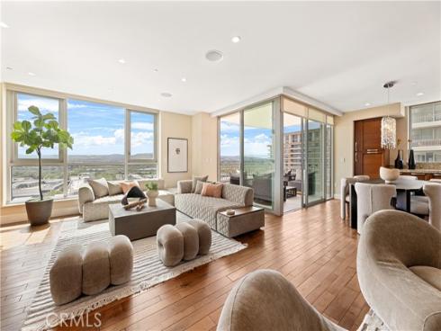 3105  Scholarship  , Irvine, CA