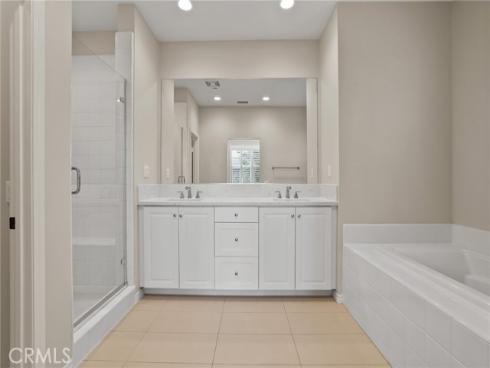 83  Henson  , Irvine, CA