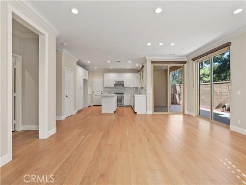 83  Henson  , Irvine, CA