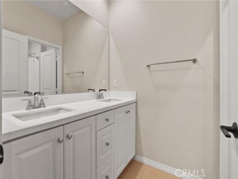 83  Henson  , Irvine, CA