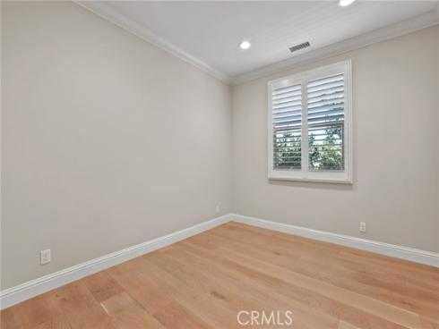 83  Henson  , Irvine, CA