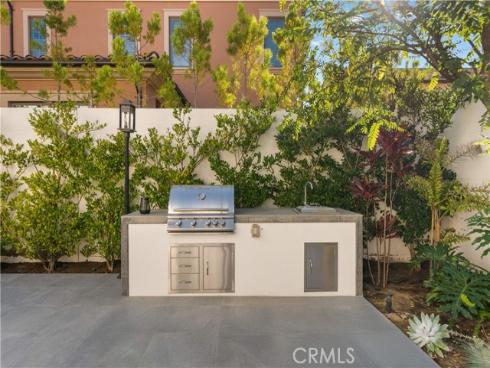 126  Bellini  , Irvine, CA