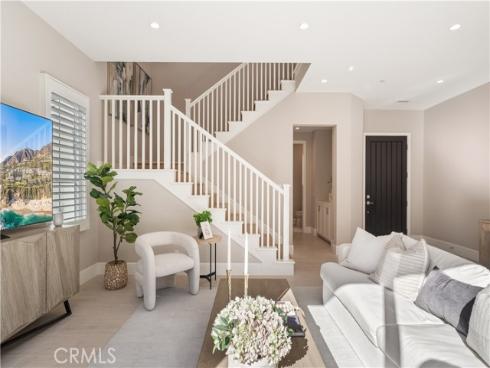 126  Bellini  , Irvine, CA