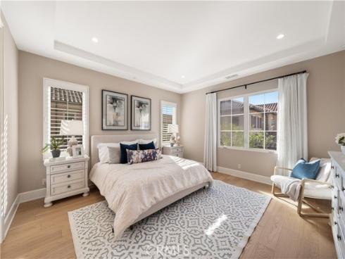 126  Bellini  , Irvine, CA