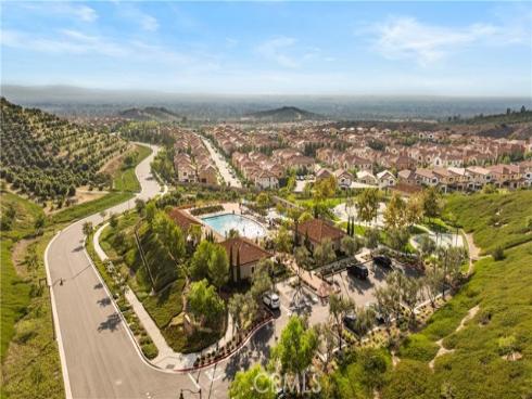 126  Bellini  , Irvine, CA