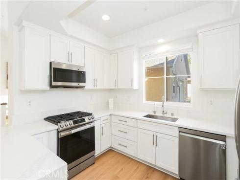 26  Burlingame  , Irvine, CA