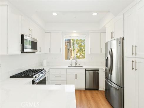 26  Burlingame  , Irvine, CA