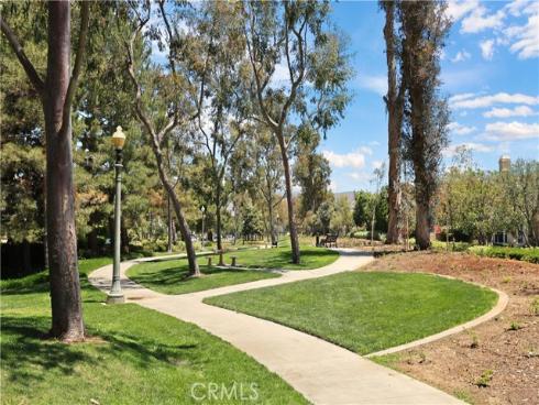 26  Burlingame  , Irvine, CA