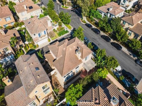 43  Del Carlo  , Irvine, CA