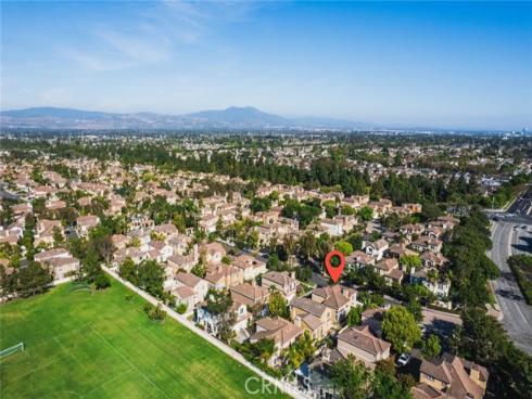 43  Del Carlo  , Irvine, CA