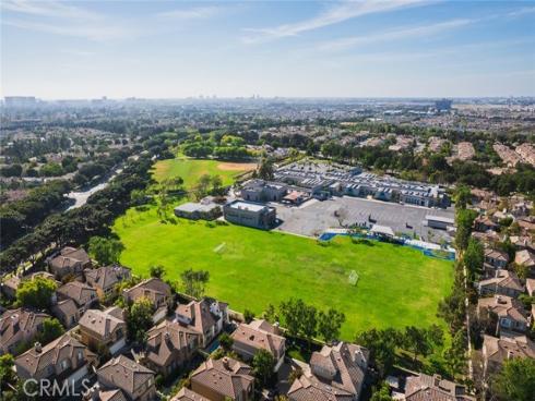 43  Del Carlo  , Irvine, CA