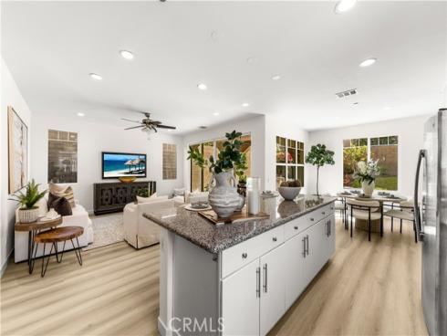114  Cultivate  , Irvine, CA