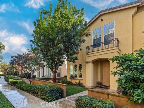 29  Roseville  , Irvine, CA