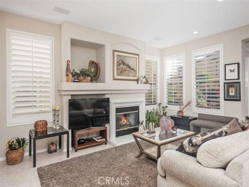 29  Roseville  , Irvine, CA