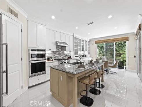 62  Wrangler  , Irvine, CA