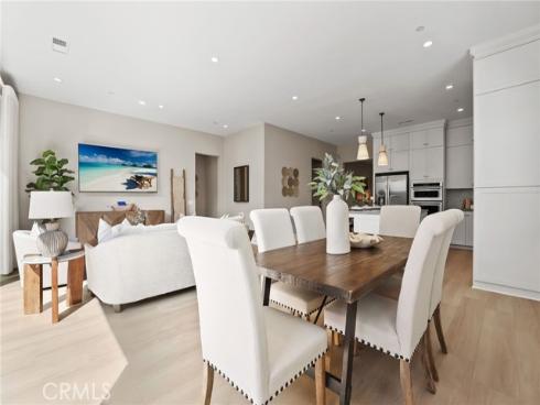 130  Donati  , Irvine, CA