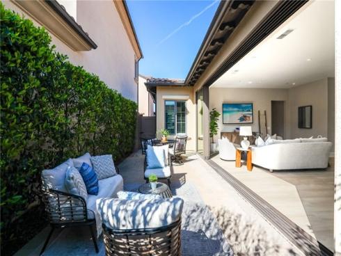 130  Donati  , Irvine, CA